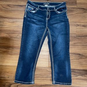 Woman’s Jean capris Size 9/10